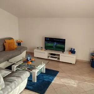 Lorena Apartment Kaštelir